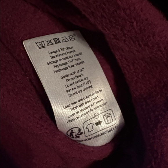 Sezane Medium Burgundy Heart Sweatshirt - Picture 6 of 8